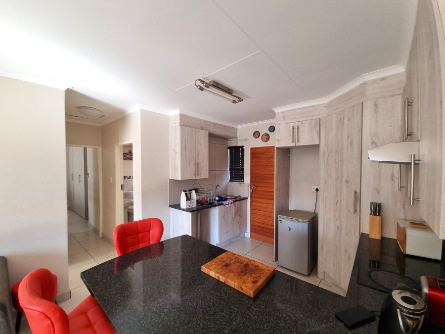 2 Bedroom Property for Sale in Ngwenya River Estate North West